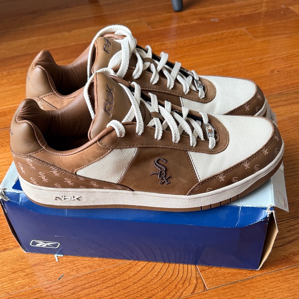 Reebox RBX Chicago White Sox Men's Sneakers